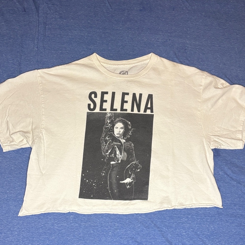 Selena Graphic Over Sized Crop Top